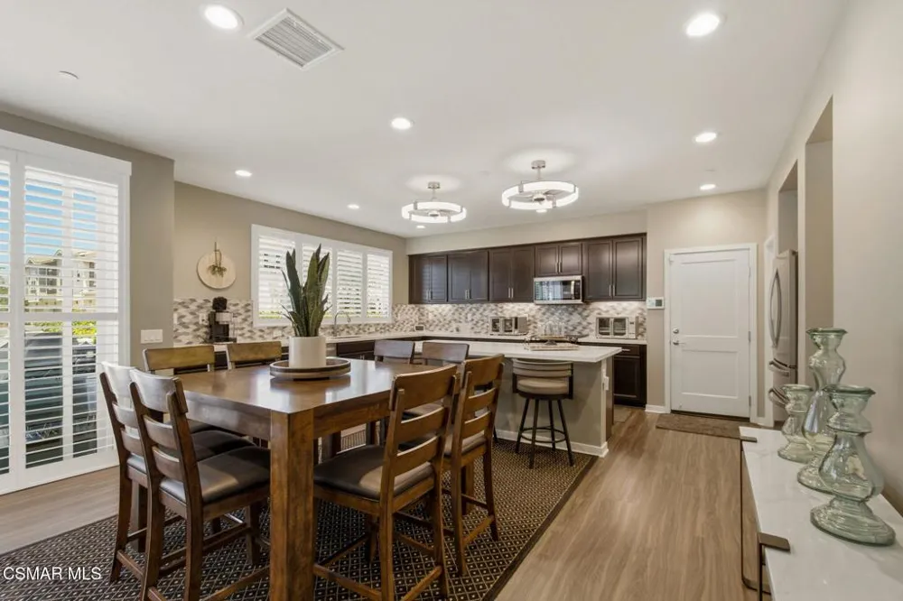 114 Red Brick Drive #1 Simi Valley, CA 93065