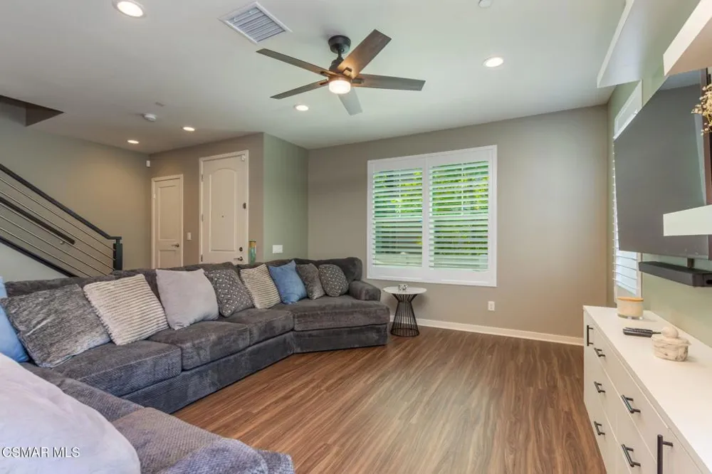 114 Red Brick Drive #1 Simi Valley, CA 93065