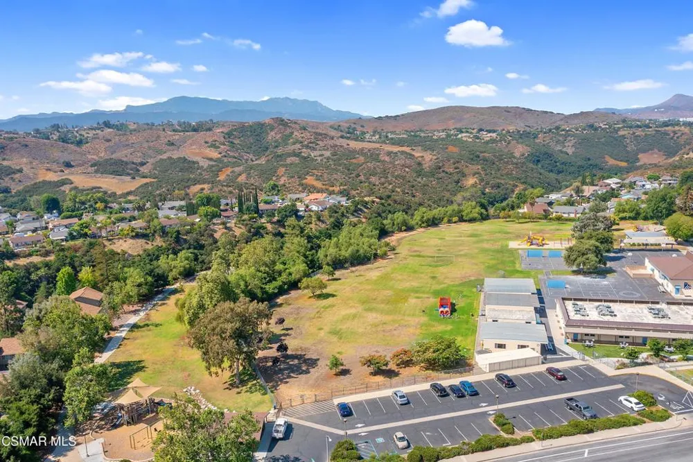 2664 La Paloma Circle Thousand Oaks, CA 91360