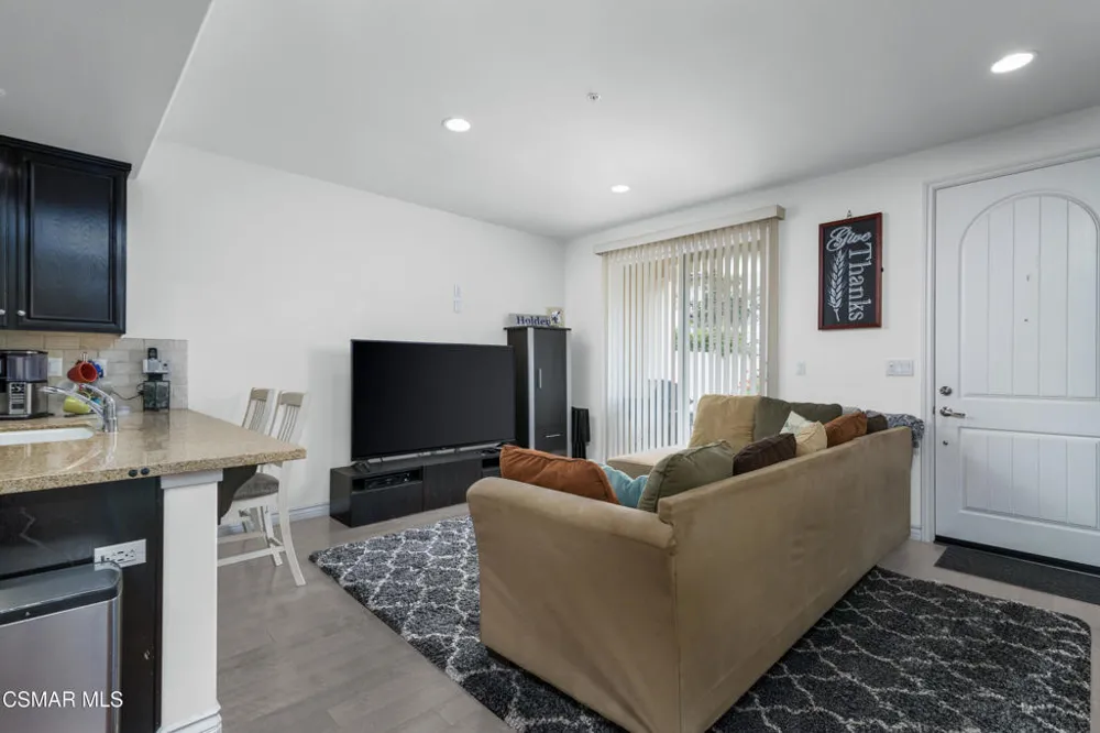 1190 Vista Canyon Lane #15 Newbury Park, CA 91320
