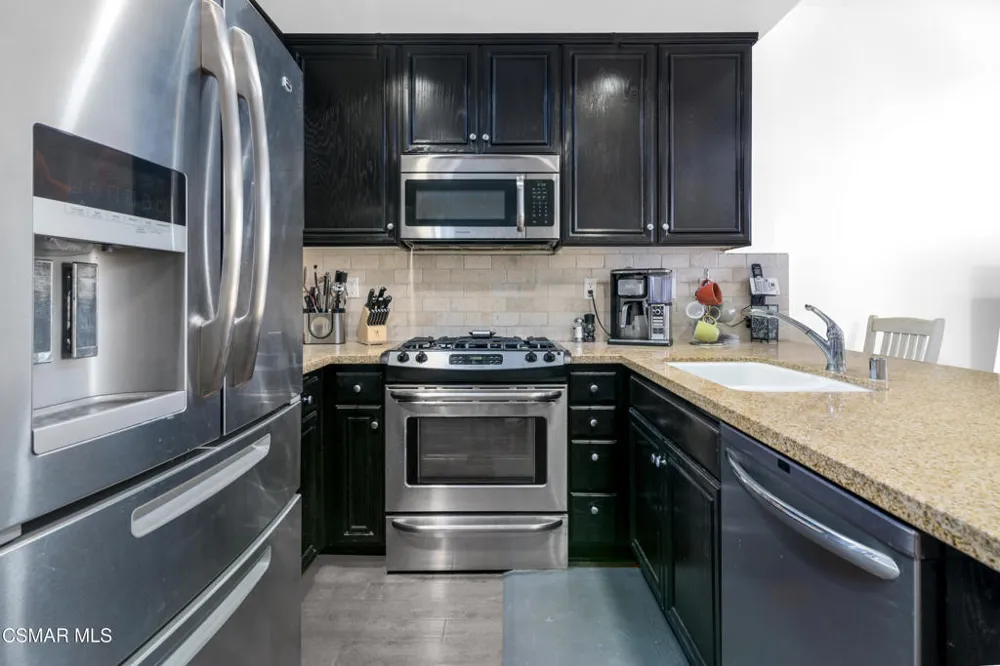 1190 Vista Canyon Lane #15 Newbury Park, CA 91320