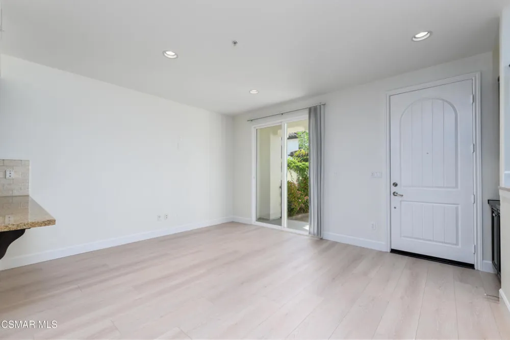 1190 Vista Canyon Lane #15 Newbury Park, CA 91320