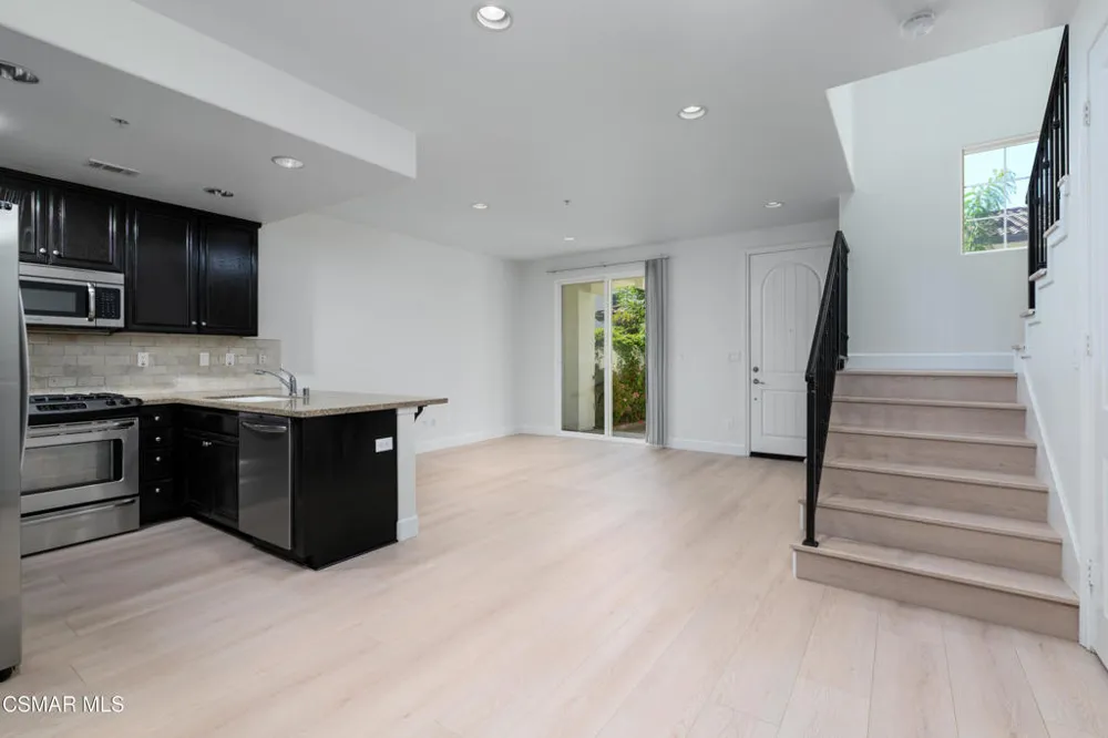 1190 Vista Canyon Lane #15 Newbury Park, CA 91320