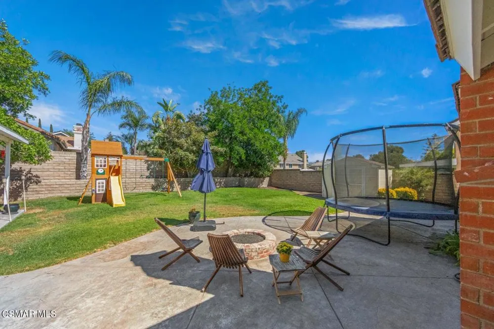2690 Deerwood Avenue Simi Valley, CA 93065