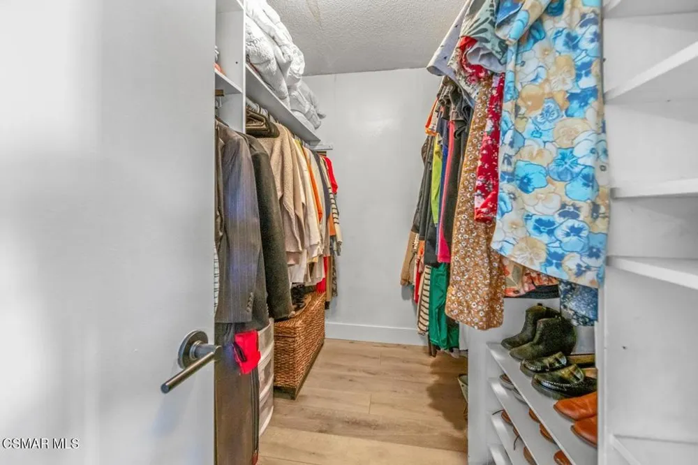 2690 Deerwood Avenue Simi Valley, CA 93065