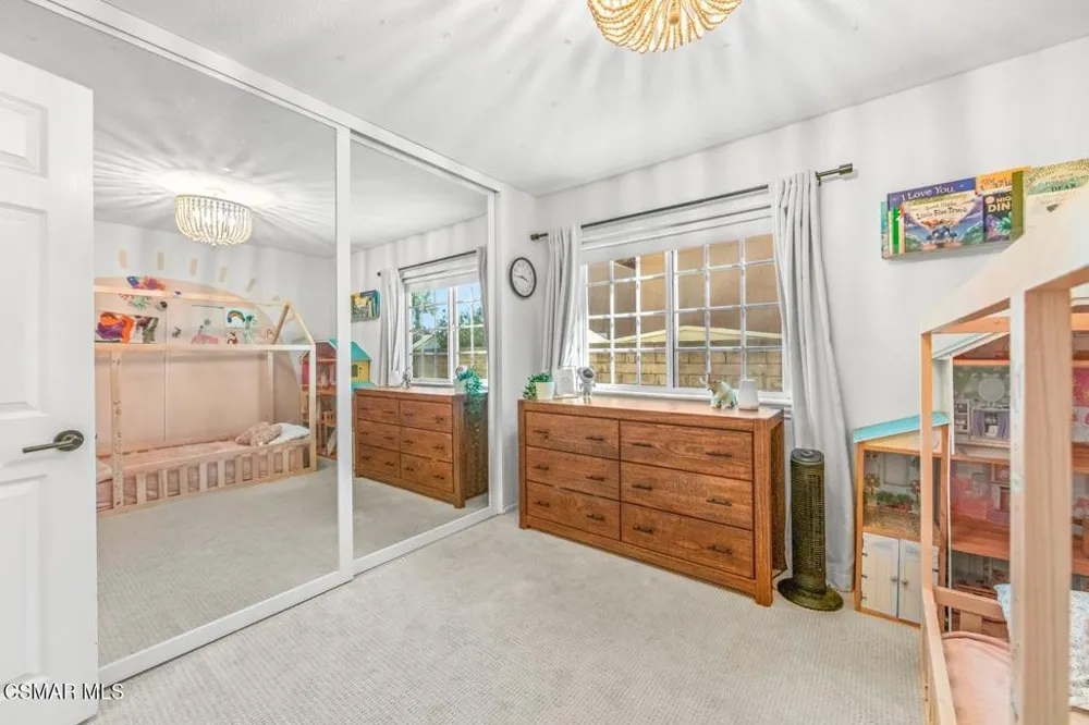 2690 Deerwood Avenue Simi Valley, CA 93065