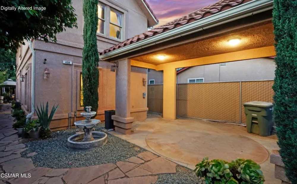 458 W Spruce Avenue Pinedale, CA 93650