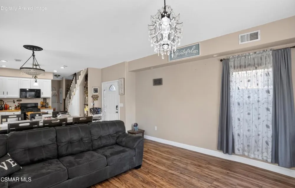 458 W Spruce Avenue Pinedale, CA 93650