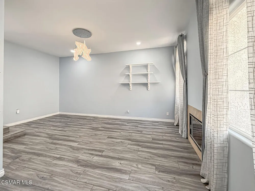 391 Westlake Vista Lane Thousand Oaks, CA 91362