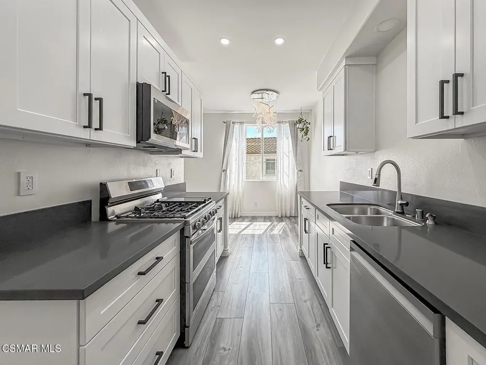 391 Westlake Vista Lane Thousand Oaks, CA 91362