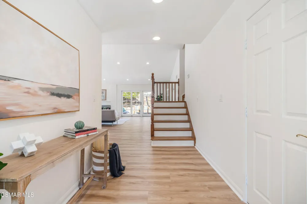 1689 Sunnydale Court Simi Valley, CA 93065