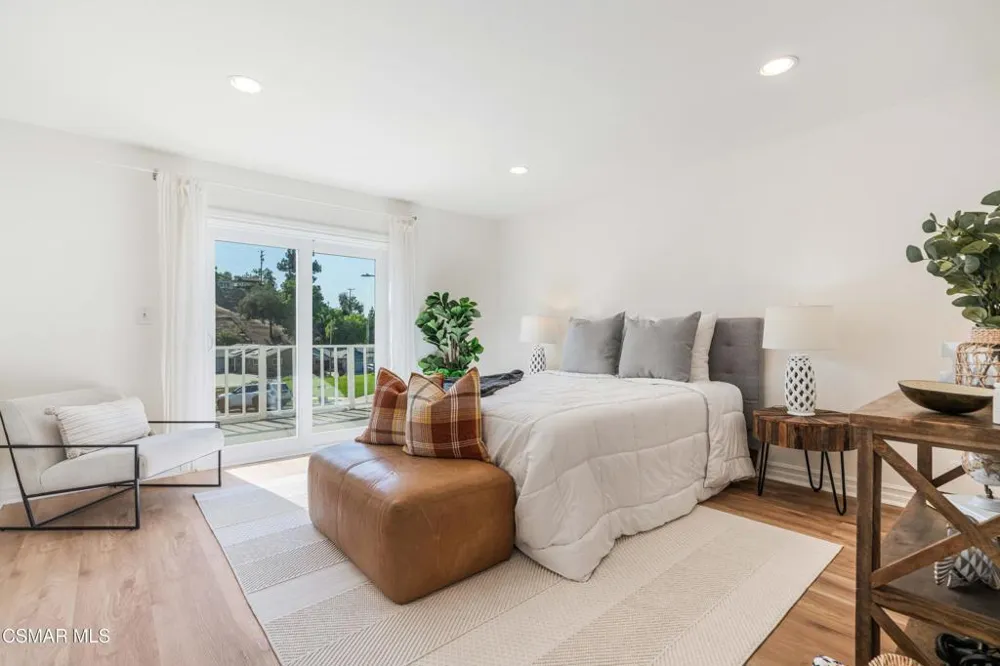 1689 Sunnydale Court Simi Valley, CA 93065