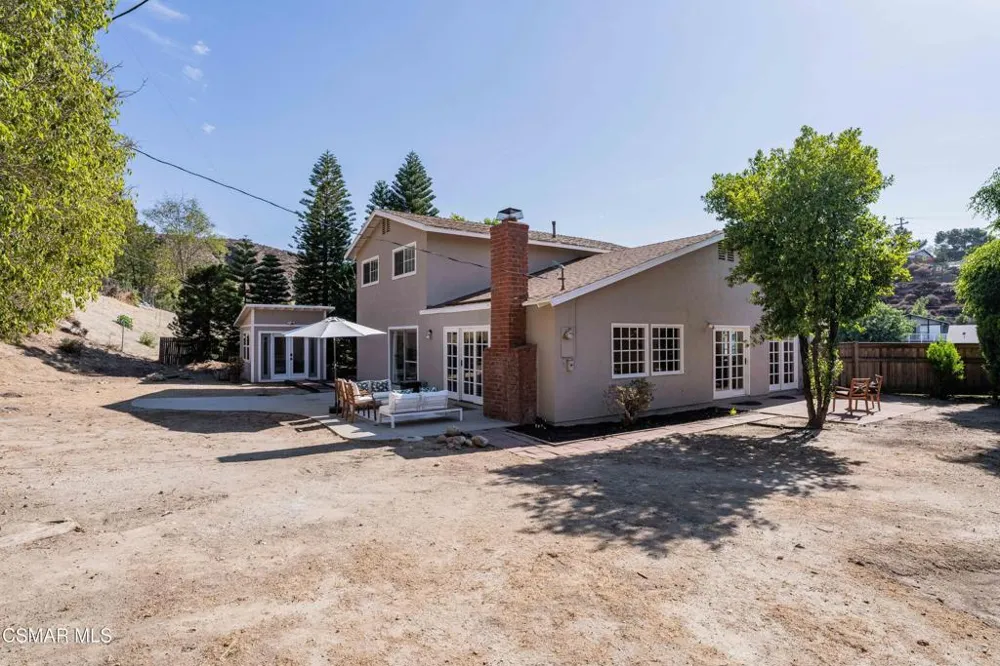 1689 Sunnydale Court Simi Valley, CA 93065