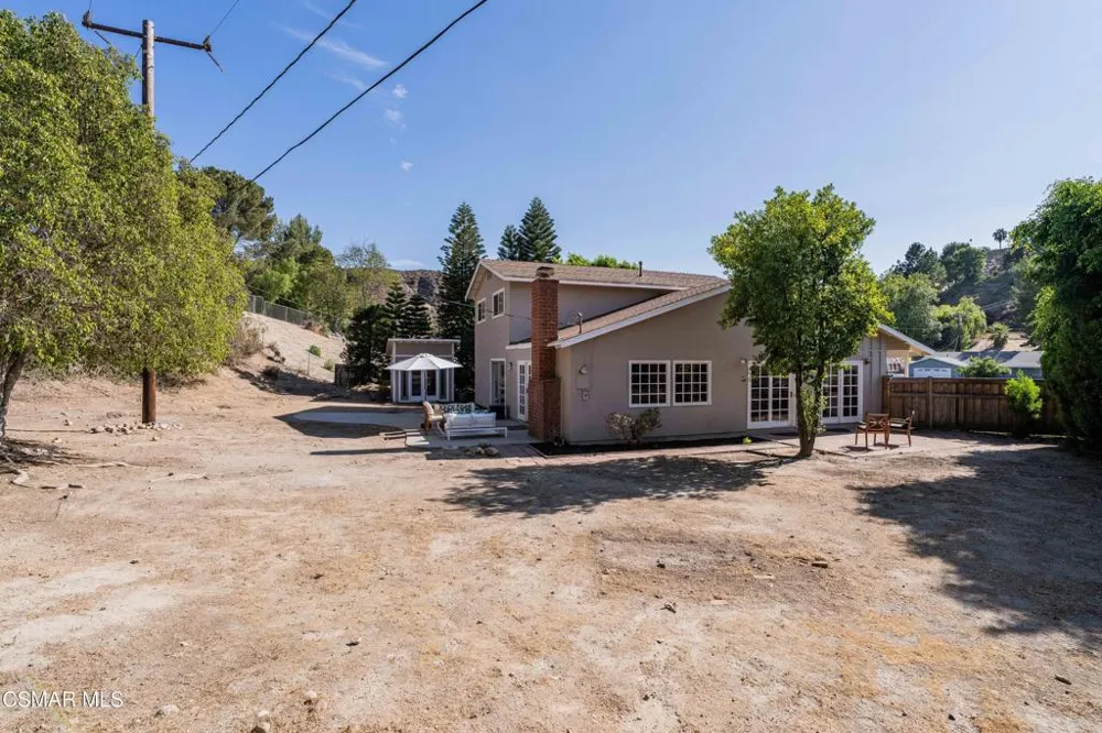 1689 Sunnydale Court Simi Valley, CA 93065