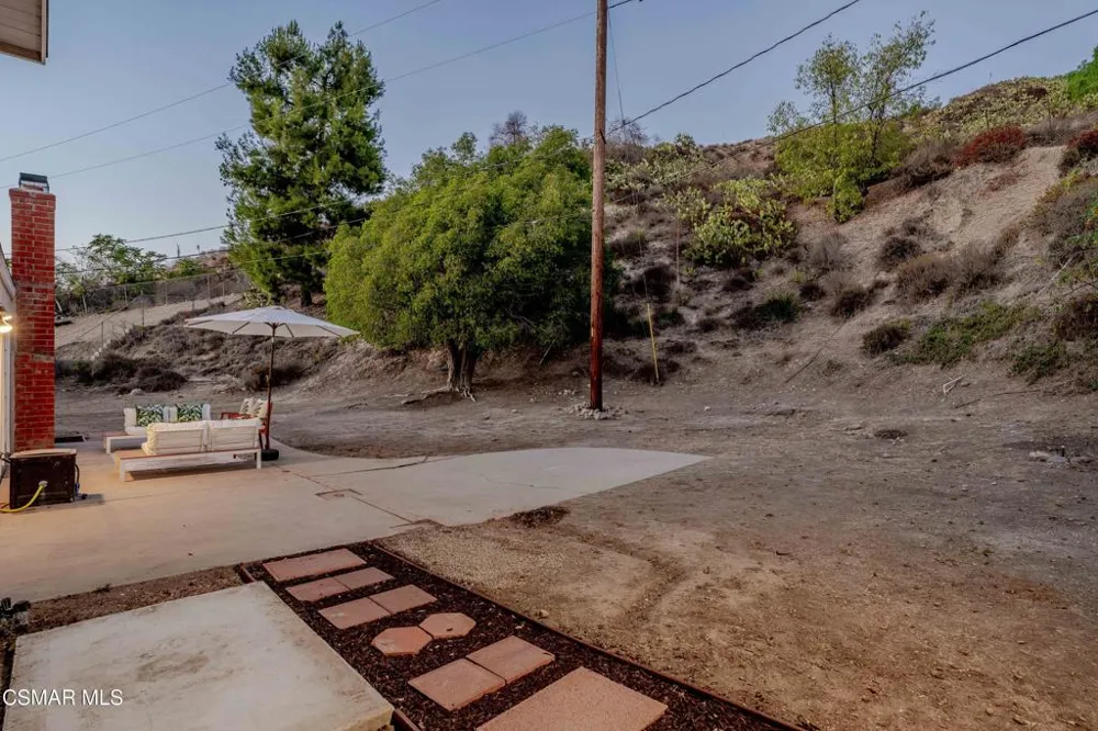 1689 Sunnydale Court Simi Valley, CA 93065