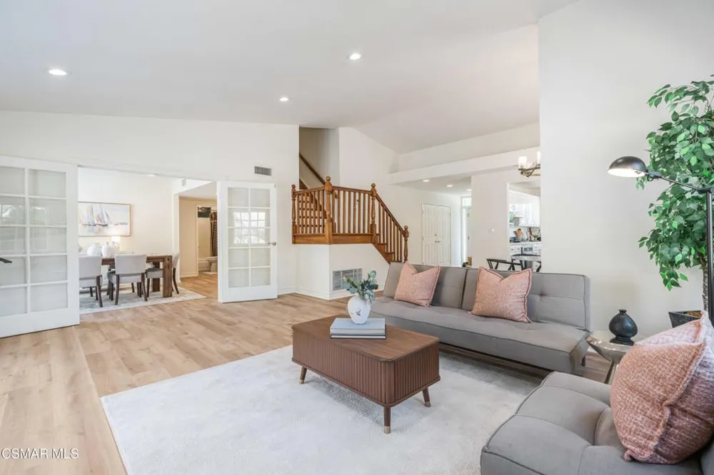 1689 Sunnydale Court Simi Valley, CA 93065