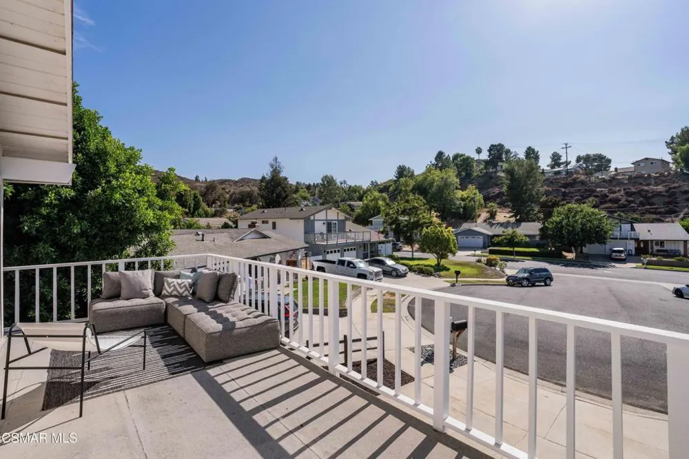 1689 Sunnydale Court Simi Valley, CA 93065