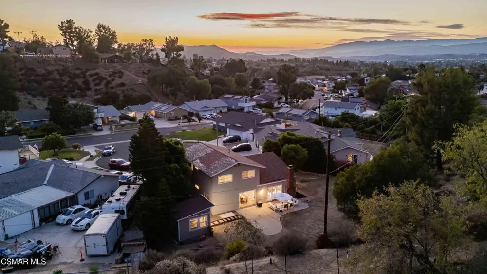 1689 Sunnydale Court Simi Valley, CA 93065