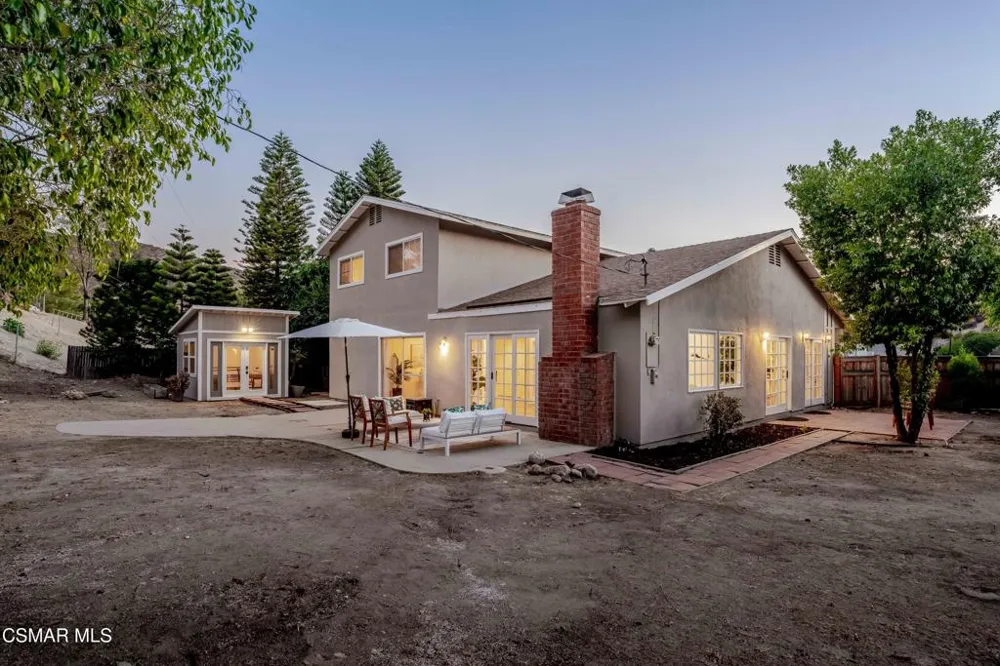 1689 Sunnydale Court Simi Valley, CA 93065