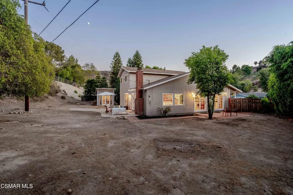 1689 Sunnydale Court Simi Valley, CA 93065