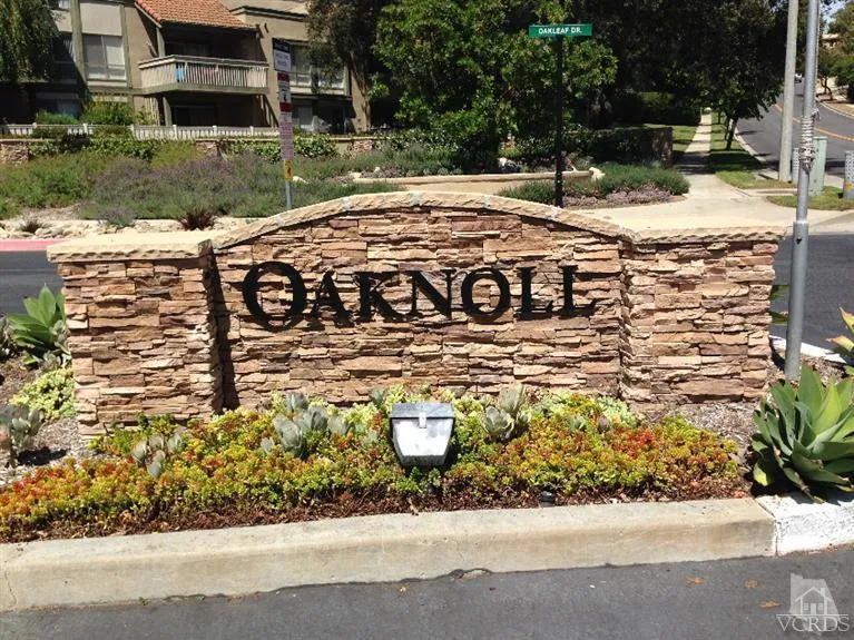 245 Oakleaf Drive #104 Thousand Oaks, CA 91360