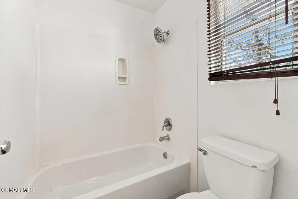2493 Aurora Lane Simi Valley, CA 93063