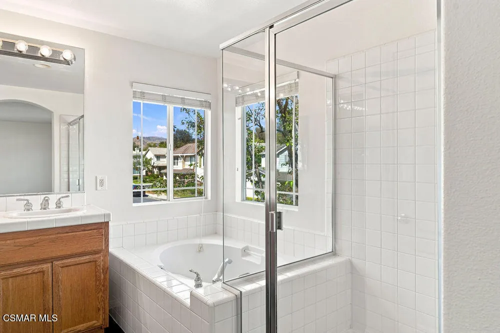2493 Aurora Lane Simi Valley, CA 93063