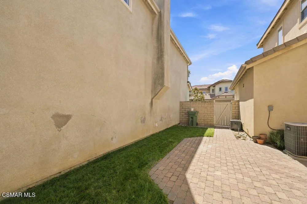 2493 Aurora Lane Simi Valley, CA 93063
