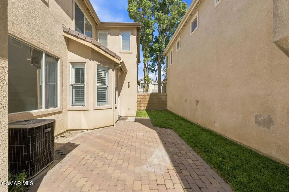 2493 Aurora Lane Simi Valley, CA 93063