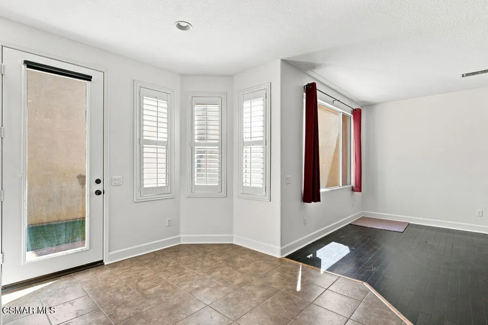2493 Aurora Lane Simi Valley, CA 93063