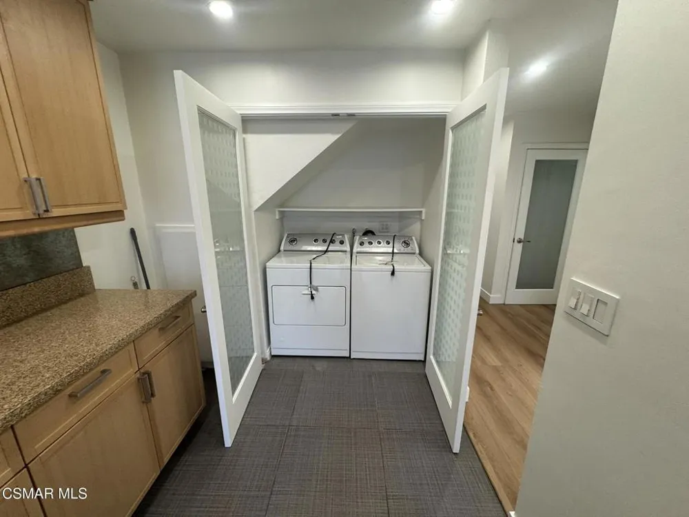 13331 Moorpark Street #336 Sherman Oaks, CA 91423