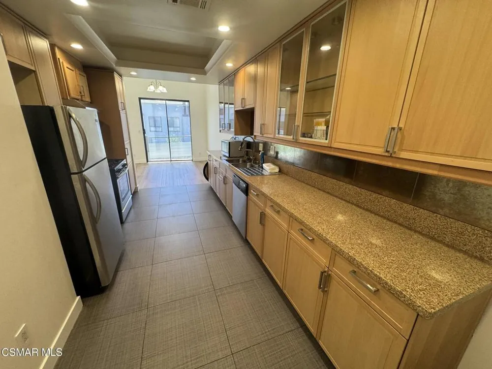 13331 Moorpark Street #336 Sherman Oaks, CA 91423