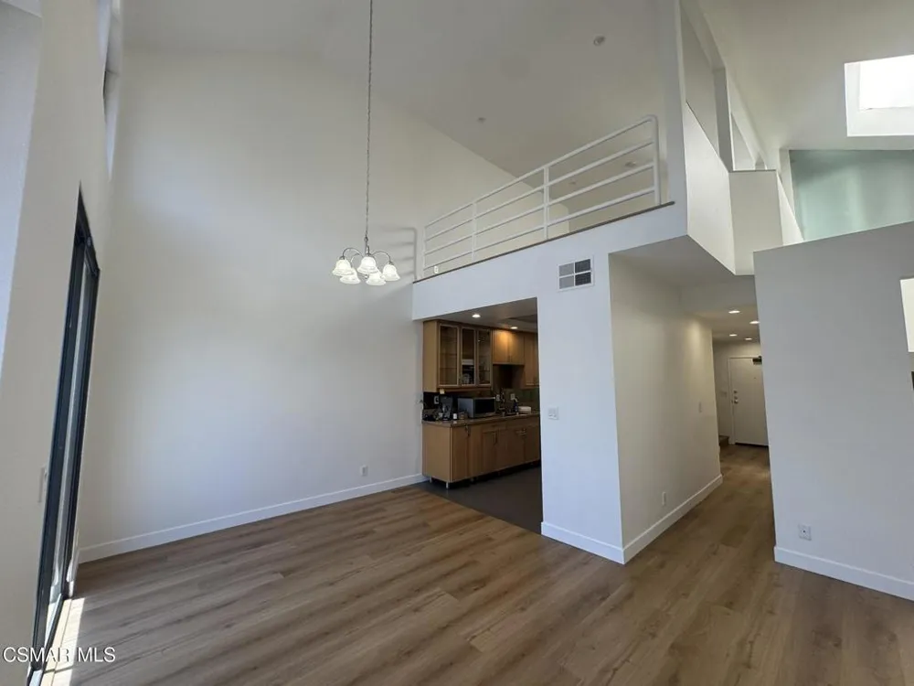 13331 Moorpark Street #336 Sherman Oaks, CA 91423