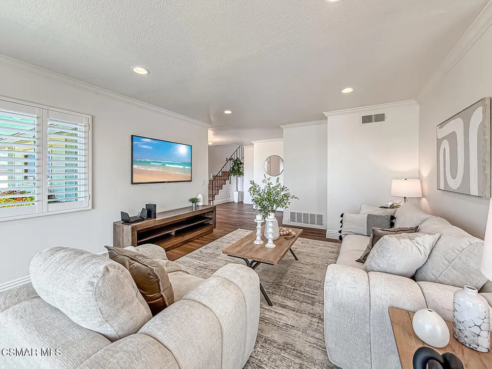 2443 Sapra Street Thousand Oaks, CA 91362