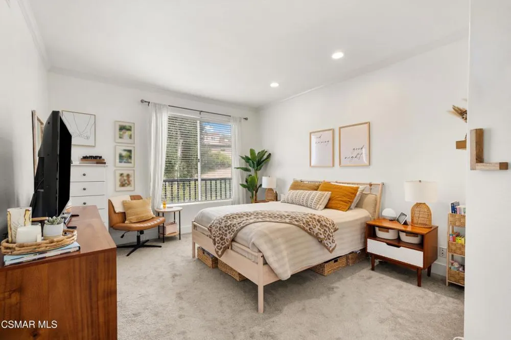 11523 Treeview Court Moorpark, CA 93021
