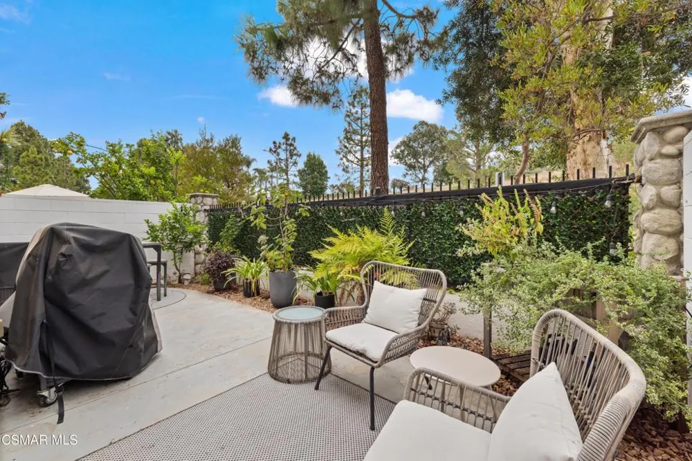 11523 Treeview Court Moorpark, CA 93021