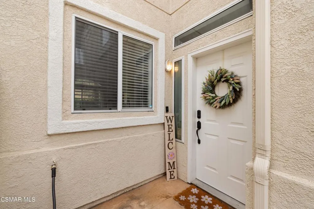 11523 Treeview Court Moorpark, CA 93021