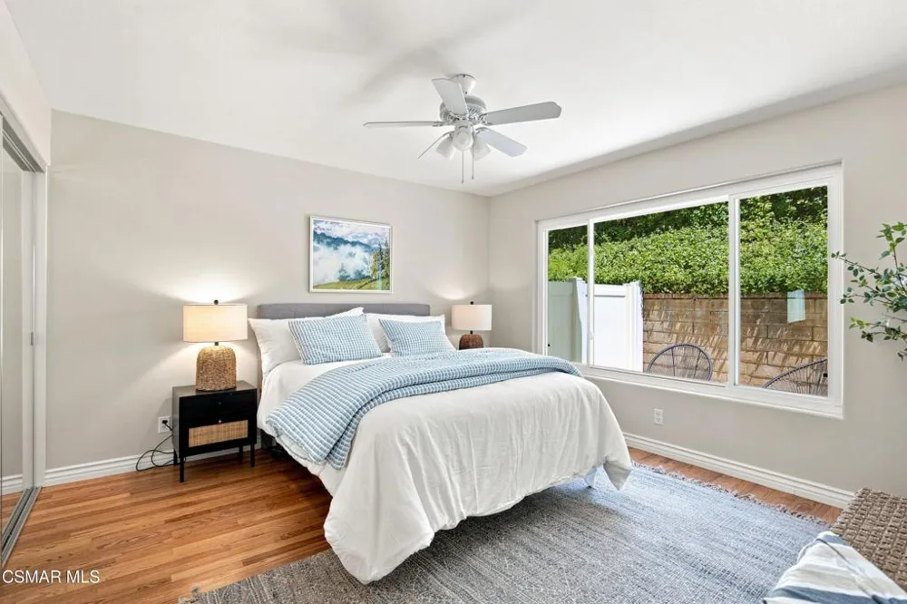 5500 Liverpool Court Oak Park, CA 91377