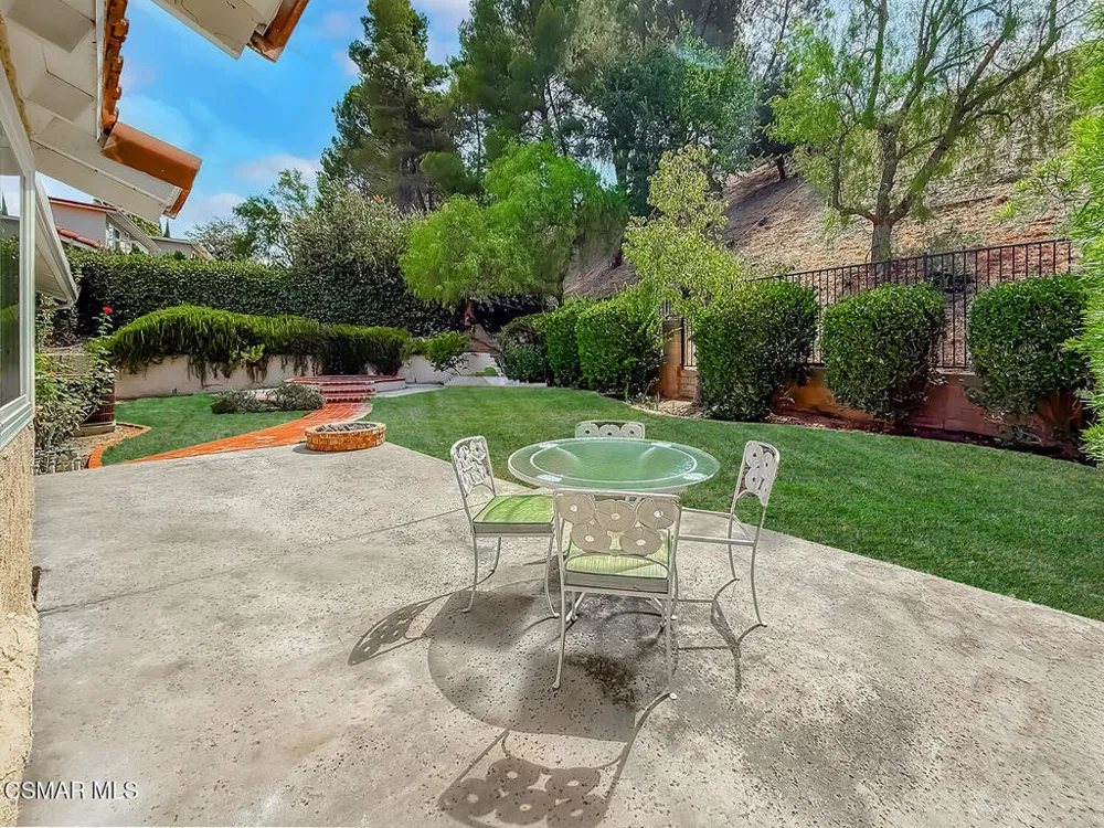 28788 Eagleton Street Agoura Hills, CA 91301