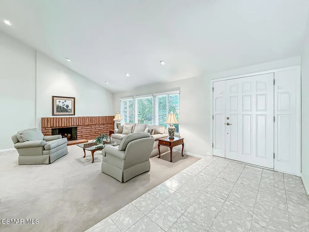 28788 Eagleton Street Agoura Hills, CA 91301