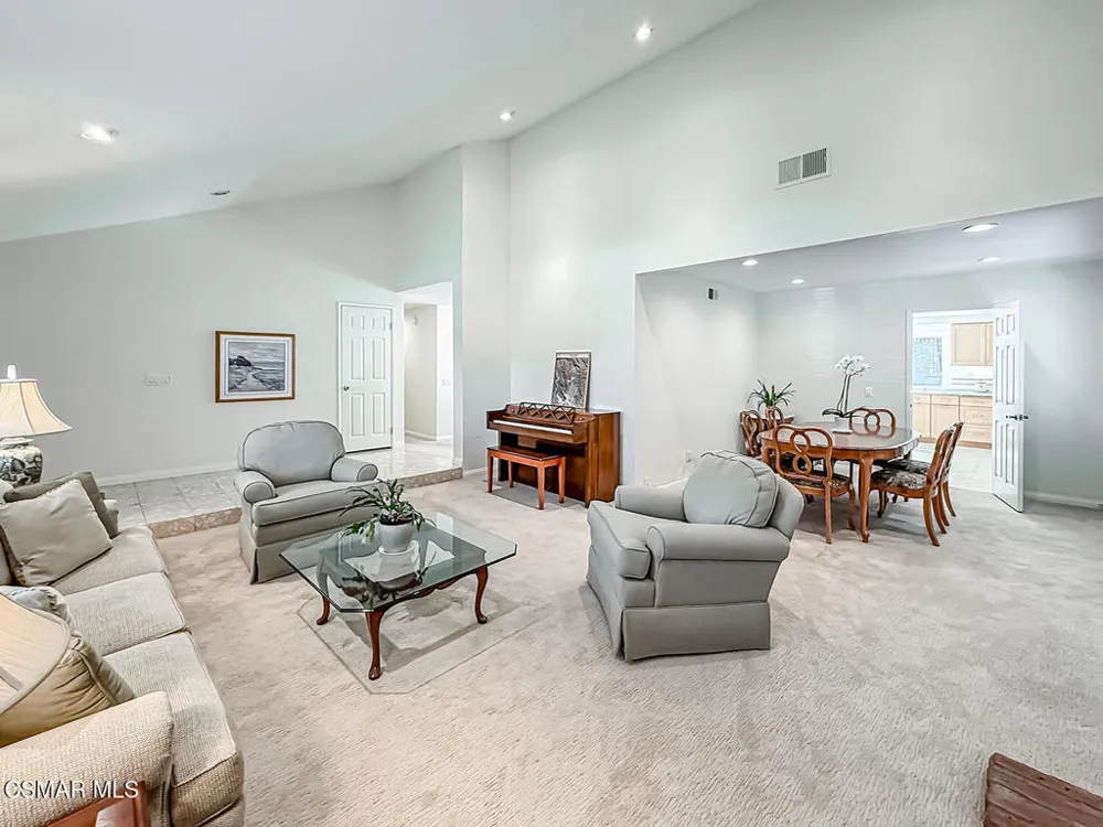 28788 Eagleton Street Agoura Hills, CA 91301