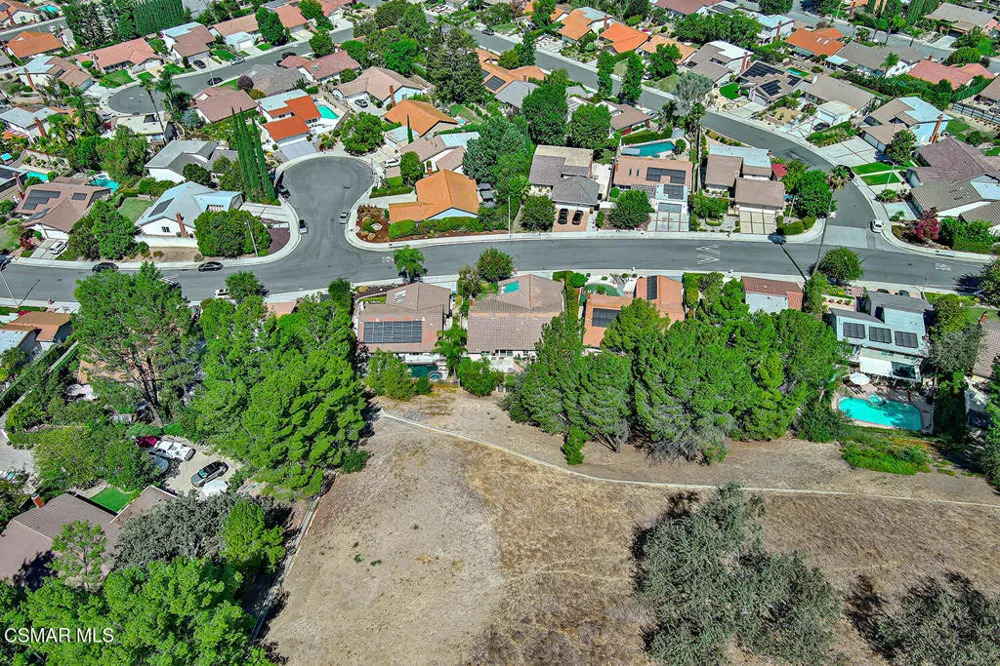28788 Eagleton Street Agoura Hills, CA 91301
