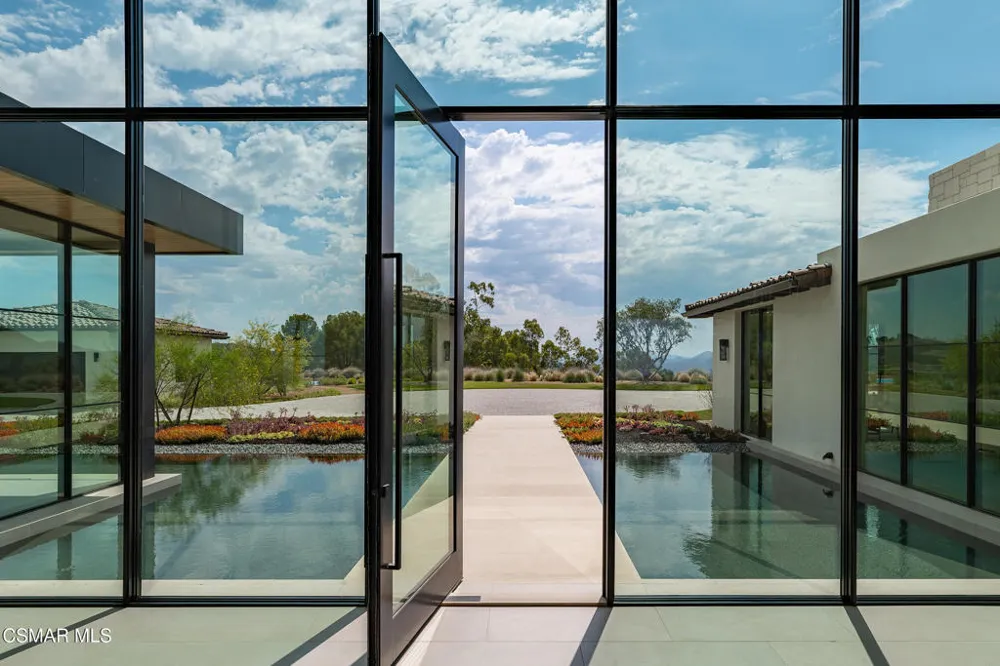 2551 White Stallion Road Thousand Oaks, CA 91361