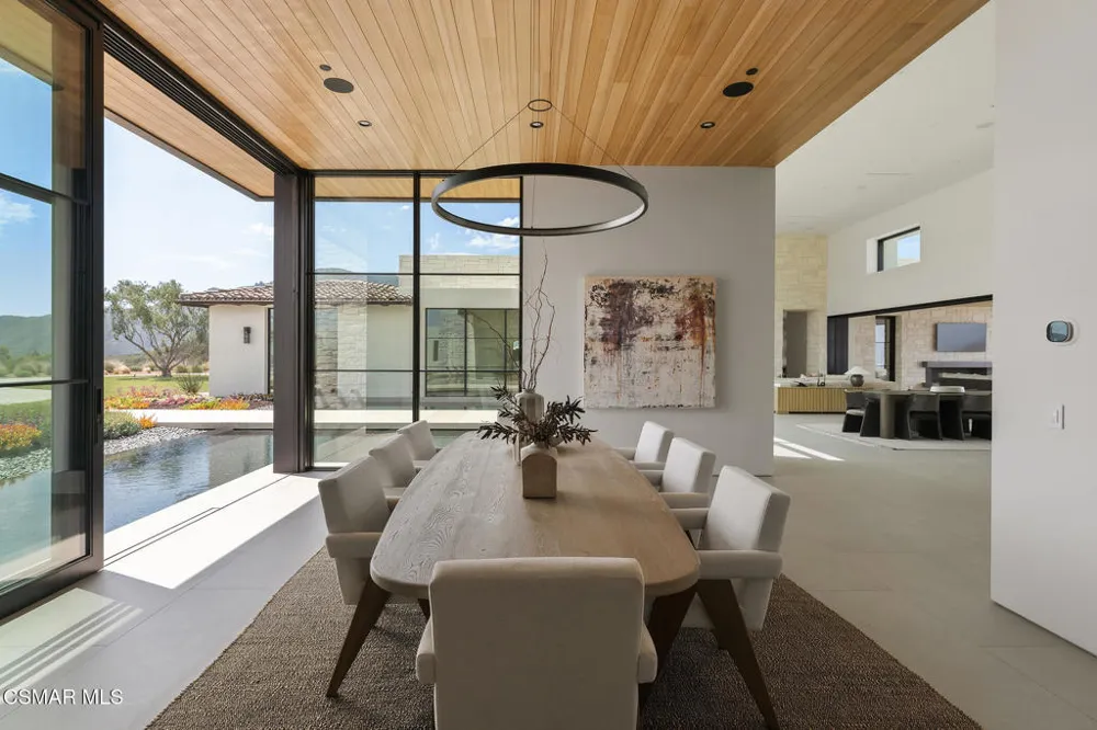 2551 White Stallion Road Thousand Oaks, CA 91361