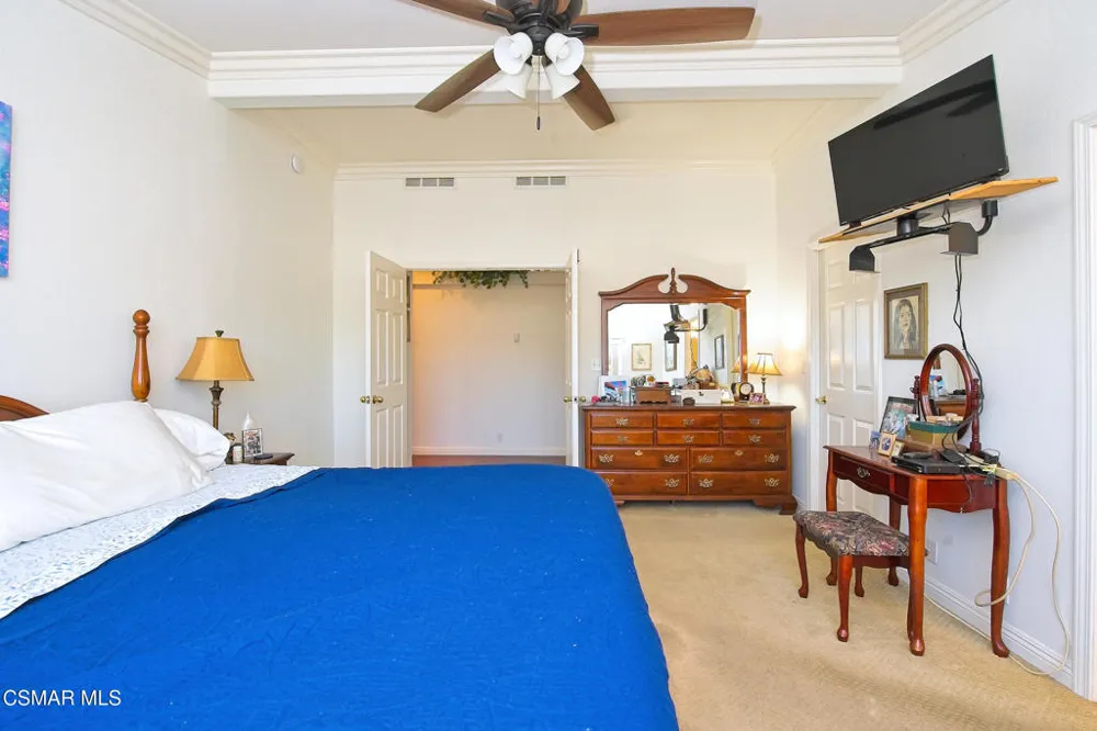 193 Little John Lane Westlake Village, CA 91361