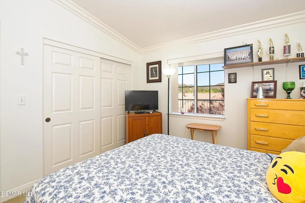 193 Little John Lane Westlake Village, CA 91361