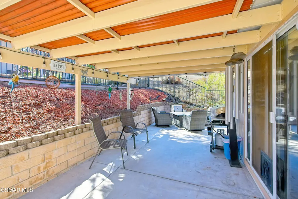 193 Little John Lane Westlake Village, CA 91361