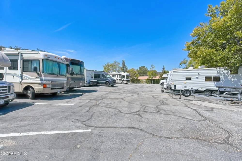 193 Little John Lane Westlake Village, CA 91361