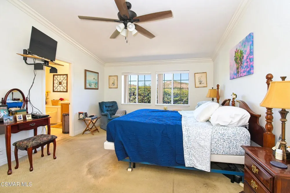 193 Little John Lane Westlake Village, CA 91361