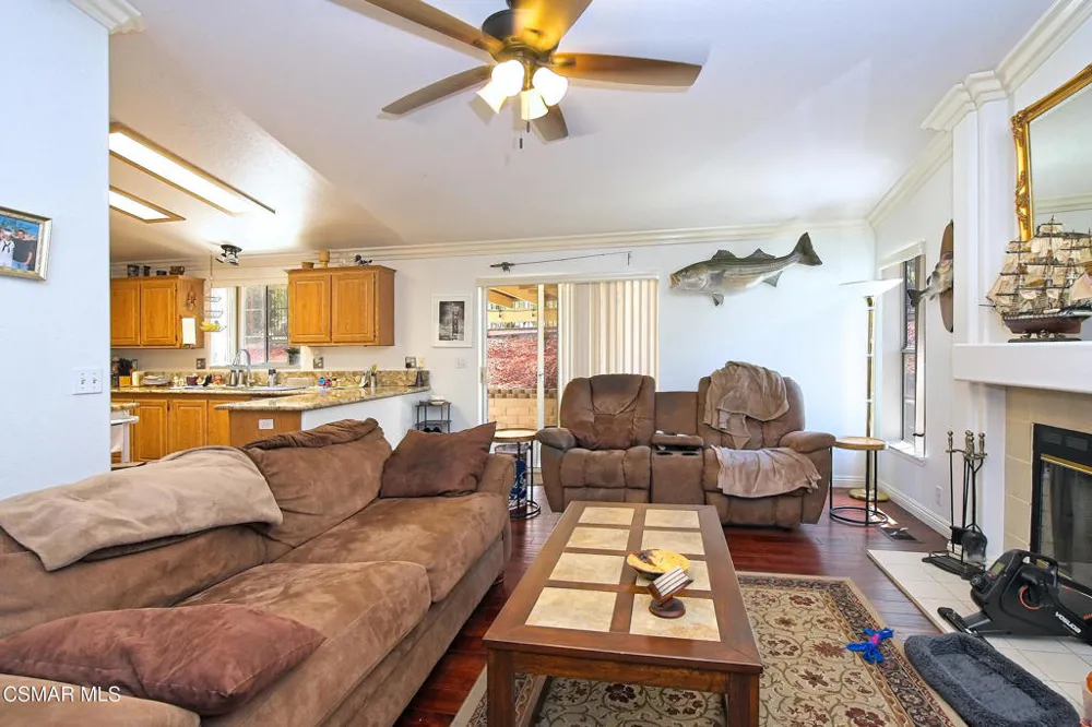 193 Little John Lane Westlake Village, CA 91361